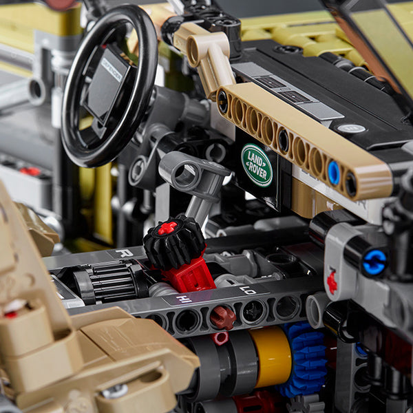 LEGO Technic Land Rover Defender - Interior
